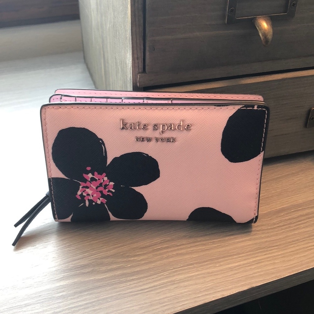Kate spade Cameron Wallet